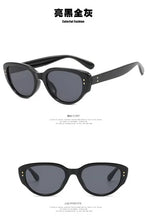 Load image into Gallery viewer, White cat eye sunglasses   ins European and American Spicy Girl Style Photography Advanced