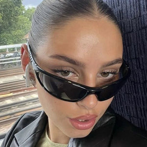 Y2K Silver Punk Sunglasses Men Women 2000S Hollow Sports Punk Cool Girl Sunglasses Trendy Goggle Eyewear