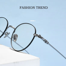 Load image into Gallery viewer, YIMARUILI    Pure Titanium Eyewear Retro Round Optical Prescription Eyeglasses Frame For Men and Women 924