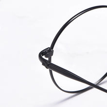 Load image into Gallery viewer, YIMARUILI Super Light Pure Titanium Eyeglasses Frame Men And Women Round Retro Optical Prescription Glasses Frame 3216
