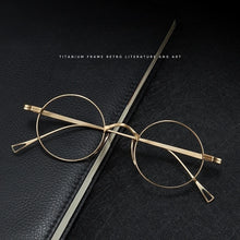 Load image into Gallery viewer, YIMARUILI Ultra-Light Pure Titanium Wide-Rim Retro Round Eyewear Frame Myopia Prescription Eyeglasses Frame Men And Women 10518
