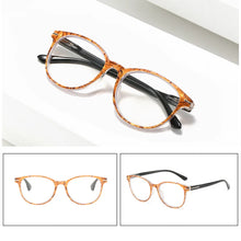 Load image into Gallery viewer, seemfly Classic Anti-Blu-ray Reading Glasses Women Ultra Light Comfortable Resin Genuine Presbyopic +1.0 1.5 2.0 2.5 3.5