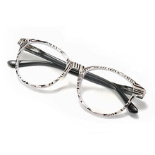 Load image into Gallery viewer, seemfly Classic Anti-Blu-ray Reading Glasses Women Ultra Light Comfortable Resin Genuine Presbyopic +1.0 1.5 2.0 2.5 3.5
