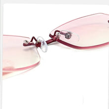 Carica l'immagine nel visualizzatore di Gallery, seemfly Irregular Diamond Trimmed presbyopic Reading Glasses Women Metal Anti Blue Ray Far Sighted Eyewear With +1.0 to +4.0