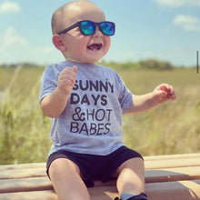 Load image into Gallery viewer, 0-24 Months Baby Polarizrd Sunglasses with Belt  Square Silicone Frame Mirrored UV400 Lens Eyewear for Boys Girls