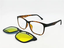 Carica l&#39;immagine nel visualizzatore di Gallery, 011 ULTEM square shape optical myopia Hyperopia eyeglasses frame with megnatic clip on removable polarized sunglasses for men