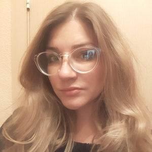 -1 -1.5 -2 -2.5 -3 -3.5 -4 Rivets Myopia Glasses with degree Women Men Short-sight Eyewear Black and Transparent Frame