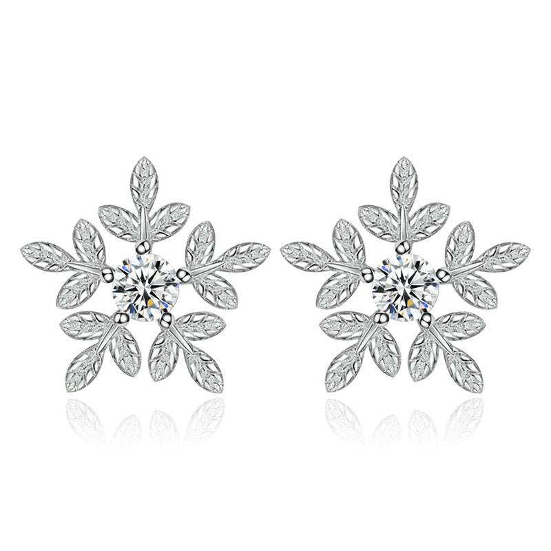 100% 925 sterling silver fashion shiny crystal snowflake ladies`stud earrings women jewelry female Valentine's D gift