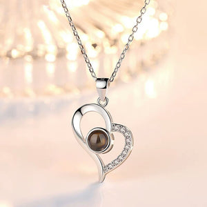 100 Languages Love Necklace Heart Pendant Wedding Romantic I Love You Projection Necklace for Women Girl Friend Ladies Gifts