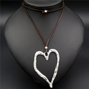 1pc Zinc Alloy Hollow Heart Shape Leaf Charms Necklace Carved Pendant Suede Leather Diy Jewelry