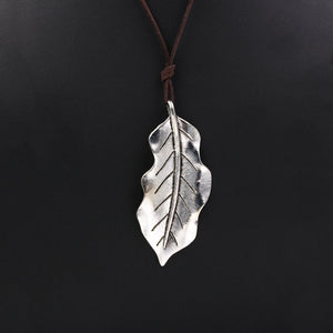1pc Zinc Alloy Hollow Heart Shape Leaf Charms Necklace Carved Pendant Suede Leather Diy Jewelry