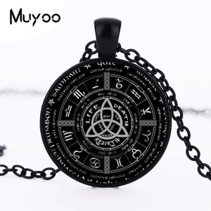 2017 New Pagan Wheel Of The Year Necklaces Pentagram Pendant Round Photo Wiccan Jewelry Glass Cabochon Necklace Link Chain HZ1