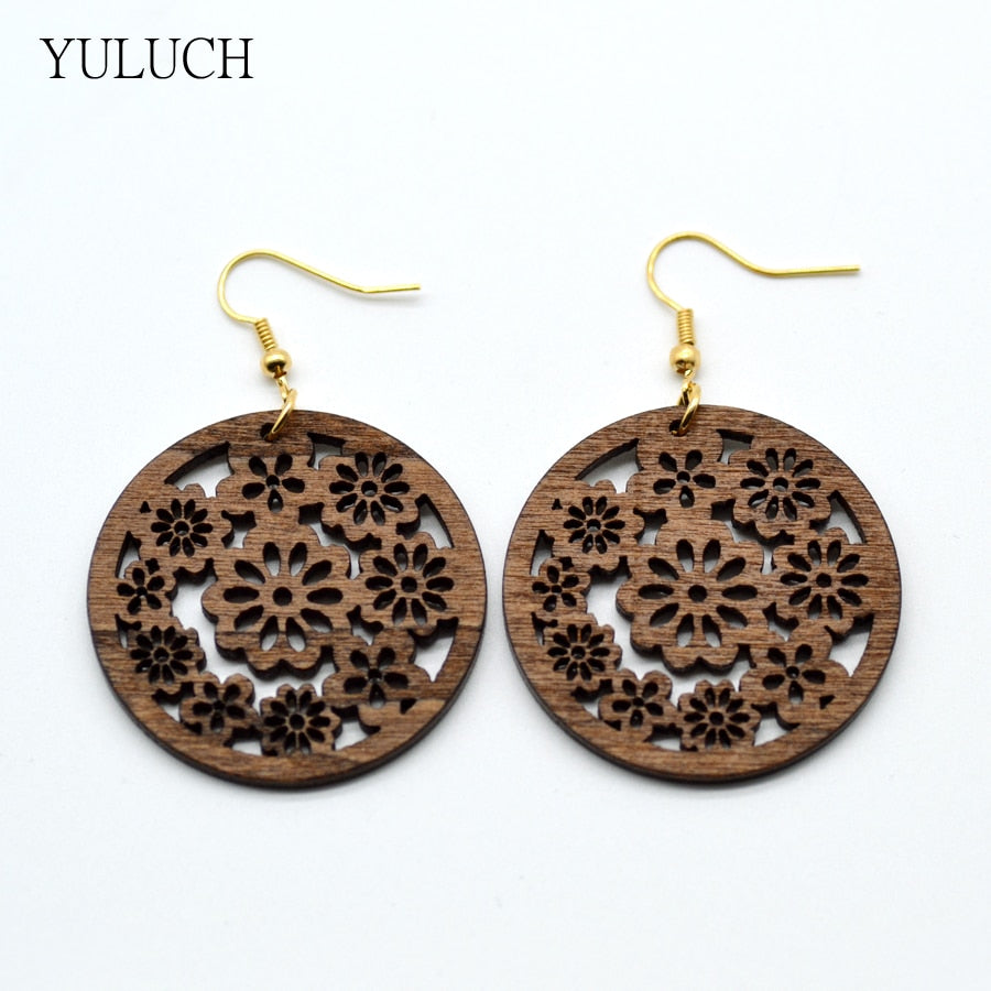 2017 New earrings Woman african wood Leaf Fashion jewelry eardrop 1 pairs Round design personality hollow latest high quality