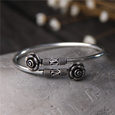 2018 Armbanden Voor Vrouwen Ms Chiang Mai Thai Bracciale in argento sterling 925 Personalità aperta con rose Anello a mano che ripristina i modi antichi 