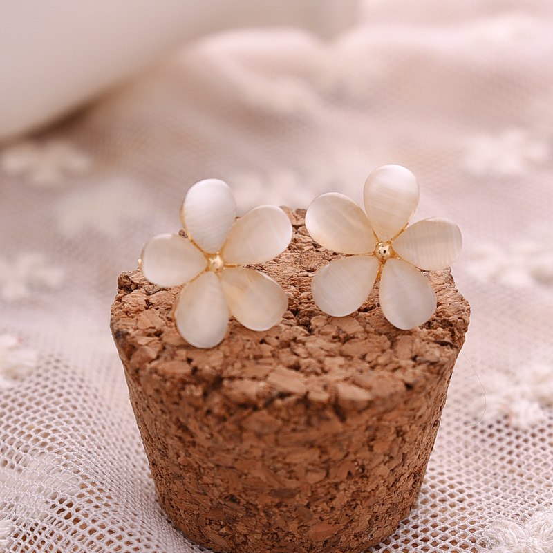 2018 Brinco New Plant Trendy !!! Hot Fashion Fine Jewelry Color Super Beautiful Pure Opal Flowers Stud Earrings For Women E293