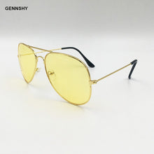 Carica l'immagine nel visualizzatore di Gallery, 2023 Occhiali da sole classici color caramello Donna Uomo Retro Brand Design Occhiali da sole pilota in metallo dorato Lenti oceaniche trasparenti
