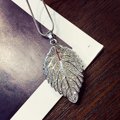 2018 Fashion long section Smart leaves chain necklace Fine jewelry Crystals from Swarovski female hanging Woman Wedding jewelry
