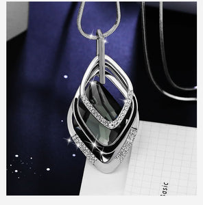 2018 Fashion long section sweater chain necklace Fine jewelry Crystals from Swarovski female hanging Woman Wedding jewelry