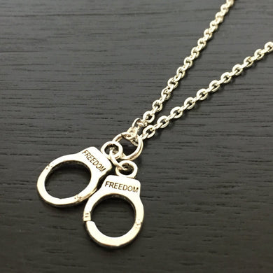 2018/Hot Fashion Charm Necklace Jewelry, Armed Police Wear Tools, Necklace Jewelry Gifts for the Police,