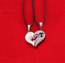 Carica l&#39;immagine nel visualizzatore di Gallery, 2018 Maxi Necklace Collares Mens Chain Heart Love Necklaces For Couples Korean Ladies Fashion Paired Suspension Pendants Model