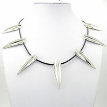Carica l&#39;immagine nel visualizzatore di Gallery, 2018 New Avengers Black Panther Necklace Wakanda King T&#39;Challa Black Panther Cospl Necklace