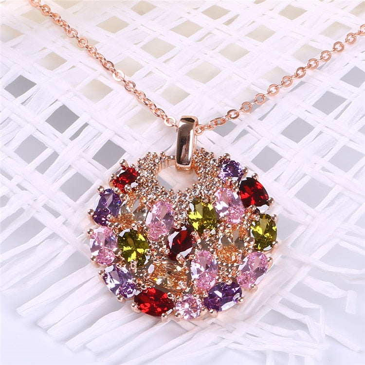 2018 Nuovo marchio di lusso Gioielli di moda Cristallo di Swarovski Mona Lisa Collana con pendente in zircone colorato Fiore rotondo Collana rotonda con luna 