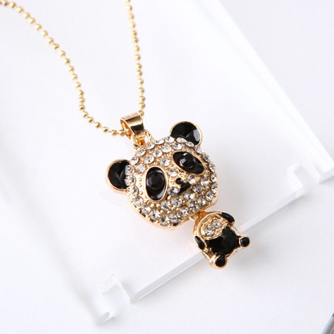 2018 Retro-selling Cute Rhinestone Panda Pendant Necklace for Women Crystal Sweater Necklaces Jewelry Accessories Christmas Gift