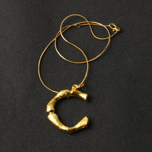 Load image into Gallery viewer, 2018 new arrival luxury exaggerated metal letter necklace fashion temperament lava alphabet necklace 278