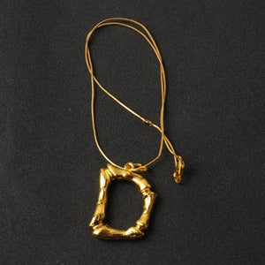 2018 new arrival luxury exaggerated metal letter necklace fashion temperament lava alphabet necklace 278