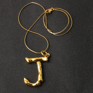 2018 new arrival luxury exaggerated metal letter necklace fashion temperament lava alphabet necklace 278