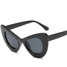 Load image into Gallery viewer, 2023 big sunglass box cat&#39;s eye sunglasses sunglass butterfly frame sun glasses colorful street sglasses