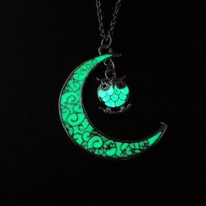 2020 Moon Glowing Necklace Gem Charm Jewelry Silver Plated Women Halloween Pendant Hollow Luminous Stone Pendant Necklace Gifts