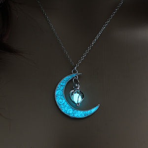 2020 Moon Glowing Necklace Gem Charm Jewelry Silver Plated Women Halloween Pendant Hollow Luminous Stone Pendant Necklace Gifts