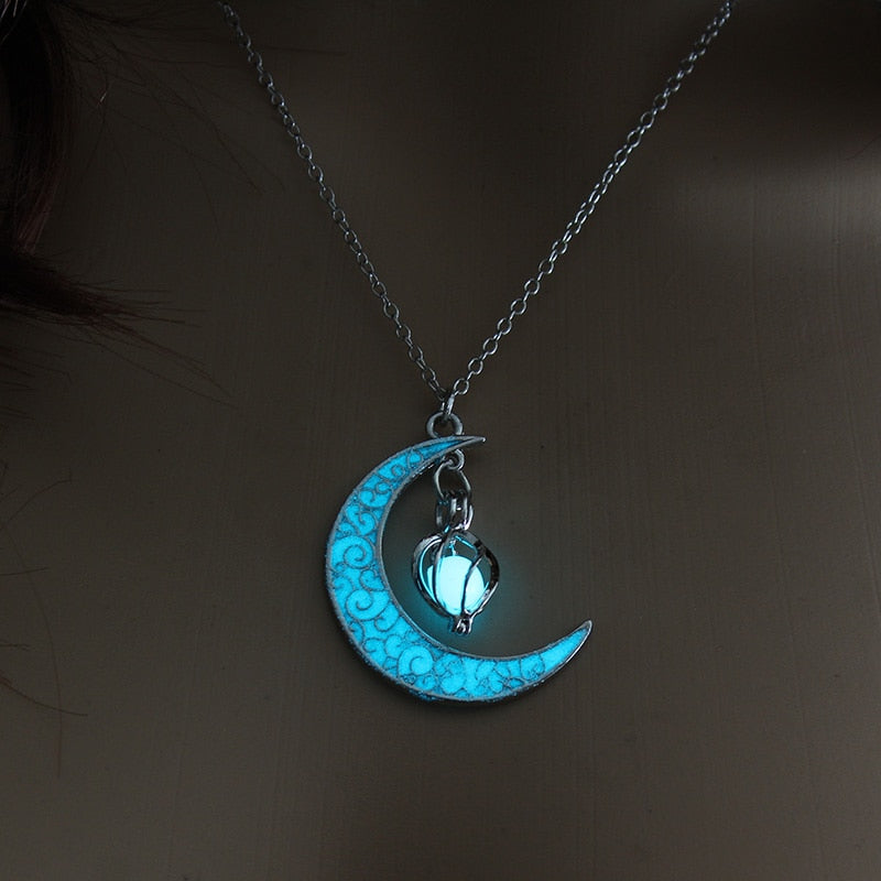 2020 Moon Glowing Necklace Gem Charm Jewelry Silver Plated Women Halloween Pendant Hollow Luminous Stone Pendant Necklace Gifts