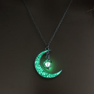 2020 Moon Glowing Necklace Gem Charm Jewelry Silver Plated Women Halloween Pendant Hollow Luminous Stone Pendant Necklace Gifts