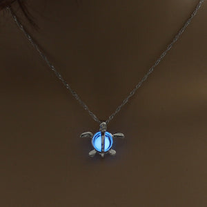 2020 Moon Glowing Necklace Gem Charm Jewelry Silver Plated Women Halloween Pendant Hollow Luminous Stone Pendant Necklace Gifts