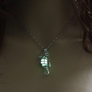 2020 Moon Glowing Necklace Gem Charm Jewelry Silver Plated Women Halloween Pendant Hollow Luminous Stone Pendant Necklace Gifts