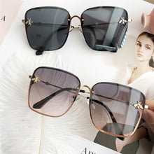 Carica l&#39;immagine nel visualizzatore di Gallery, 2023 Oversize Square Sunglasses Men Women Celebrity Sun Glasses Male Driving Superstar  Brand Designer Female Shades UV400