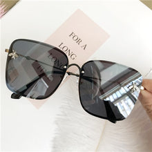 Carica l&#39;immagine nel visualizzatore di Gallery, 2023 Oversize Square Sunglasses Men Women Celebrity Sun Glasses Male Driving Superstar  Brand Designer Female Shades UV400