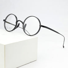 Load image into Gallery viewer, 2023 Brand Round Titanium Glasses Frame Men Prescription Eyeglasses Vintage Myopia Optical Spectacles retro Eye Glasses women