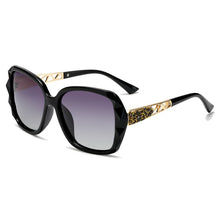Carica l'immagine nel visualizzatore di Gallery, 2023 Classic Polarized Women Sunglasses Brand Design Sparkling Sunglasses Ladies Oversized Glasses UV400 Oculos Feminino
