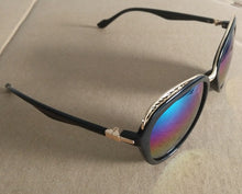 Carica l'immagine nel visualizzatore di Gallery, 2023 Factory   sun glasses UV400 Promotional plastic  sunglasses