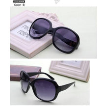 Load image into Gallery viewer, 2022 Fashion Retro Oversized Round Sunglasses Women Designer Sun Glasses oculos de sol feminino Glasses Female Goggle Eyeglasses