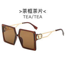 Load image into Gallery viewer, 2023 Square Frame Bee Sunglasses Men Women  Brand Designer Vintage Sun Glasses Vintage Shades Oculos