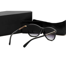 Load image into Gallery viewer, 2023 Women Sunglasses Classic Brand Designer Ladies Men Shades  Sun Glasses Vintage Eyewear oculos de sol feminino