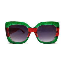Carica l'immagine nel visualizzatore di Gallery, 2023  Brand Designer Sunglasses Women Ladies Square Frame Bee Sun Glasses Red Green Colors Eyewear Oculos De Sol Gafas