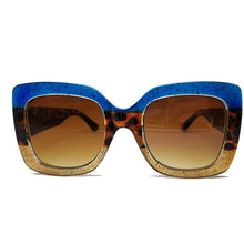 Carica l'immagine nel visualizzatore di Gallery, 2023  Brand Designer Sunglasses Women Ladies Square Frame Bee Sun Glasses Red Green Colors Eyewear Oculos De Sol Gafas