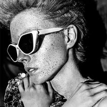Load image into Gallery viewer, 2023 Classic Retro Cat Eye Plastic Sunglasses Design Ladies Sexy Sunglasses  Men&#39;s Outdoor Driving Sunglasses