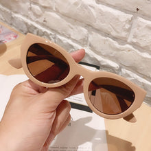 Load image into Gallery viewer, 2023 Small Round Cat Eye Sunglasses For Women Vintage Green Black Gradient Sun Glasses Female Uv400 Chic Shades Men