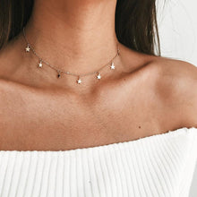 Load image into Gallery viewer, 2020 New Female Fashion Crystal Heart Necklace Pendant Short Gold Chain Necklace Pendant Necklace Charm Gifts Girlfriends Gift